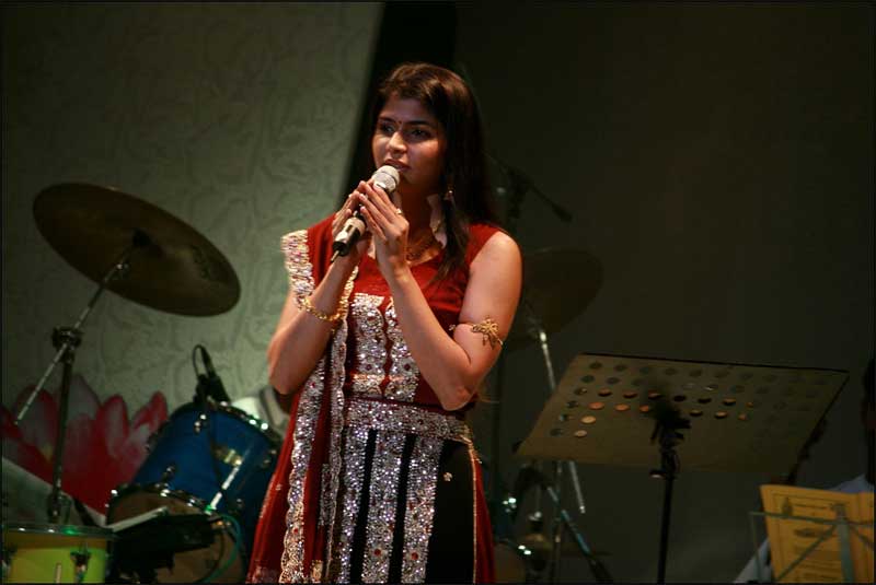 Chinmayi Sripada Tamil playback singer