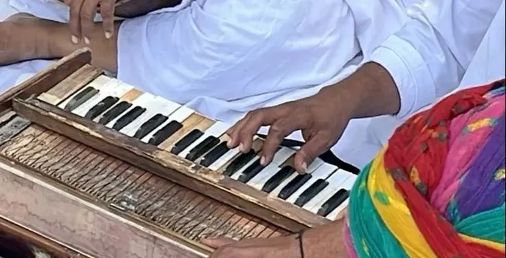 Image showing Kannada Musicians playing instruments